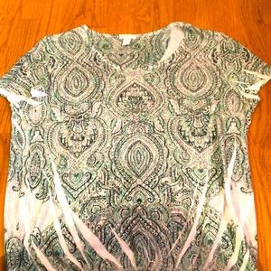 Chico’s patterned shirt with slight dazzling. Fitted bottom. Size 3 by Chico